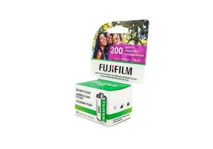 FUJIFILM 200 35X36 USA FUJI 35MM COLOR NEGATIVE USA